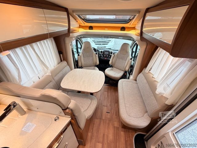 Autorulotă semi-integrată HYMER/ERIBA Tramp T 704 SL *-Solar*