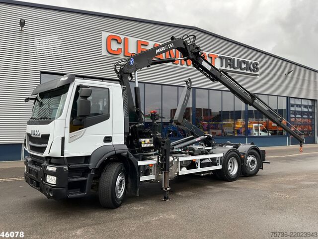 System med krokarm Iveco Stralis AD260SY Euro 6 MKG 15 Tonmeter laadkraa...