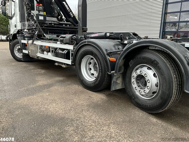System med krokarm Iveco Stralis AD260SY Euro 6 MKG 15 Tonmeter laadkraa...