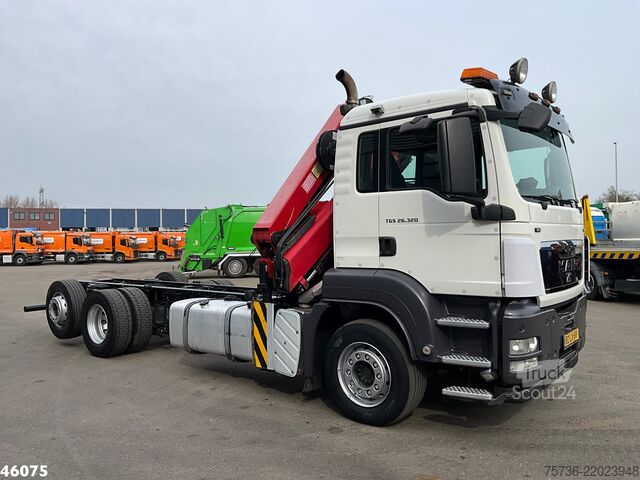 Chassis met cabine Man TGS 26.320 HMF 18 Tonmeter laadkraan