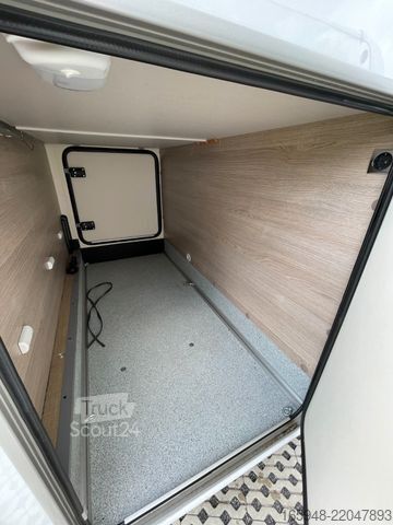 Teilintegriertes Wohnmobil BÜRSTNER T 690 G FREISTAAT-ED. LINEO **Miete*