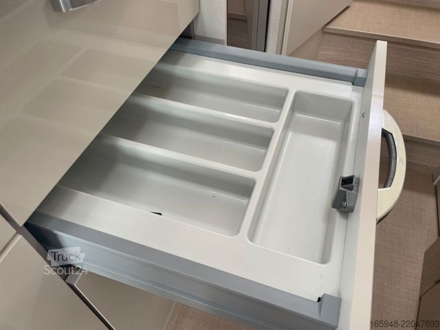 Teilintegriertes Wohnmobil BÜRSTNER T 690 G FREISTAAT-ED. LINEO **Miete*
