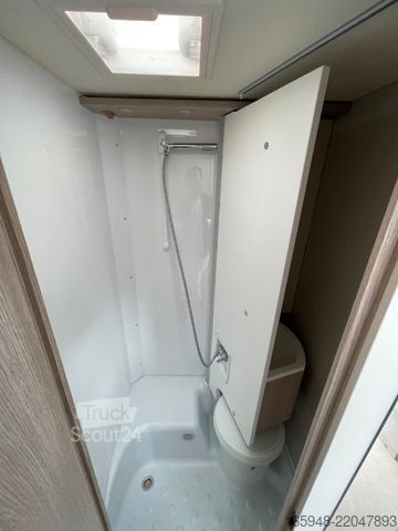 Teilintegriertes Wohnmobil BÜRSTNER T 690 G FREISTAAT-ED. LINEO **Miete*