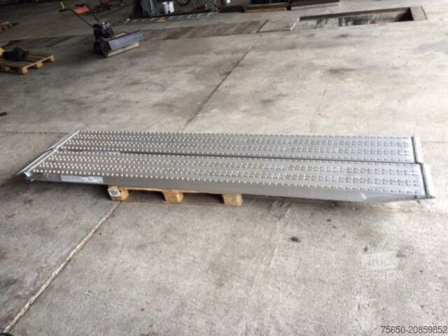 Háromirányú billenő pótkocsi NEU Auffahrrampen, Alurampen,Verladerampen, 8 to Länge 3,25m