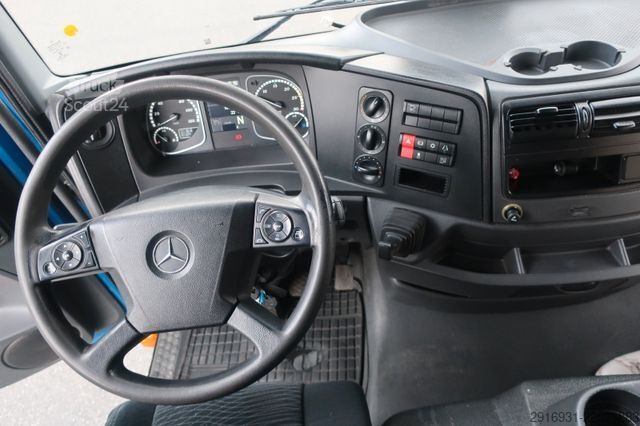 Dobozos teherautó MERCEDES-BENZ Nr. W139 Atego 1268 1.Hand / Luft / Ladeboard /