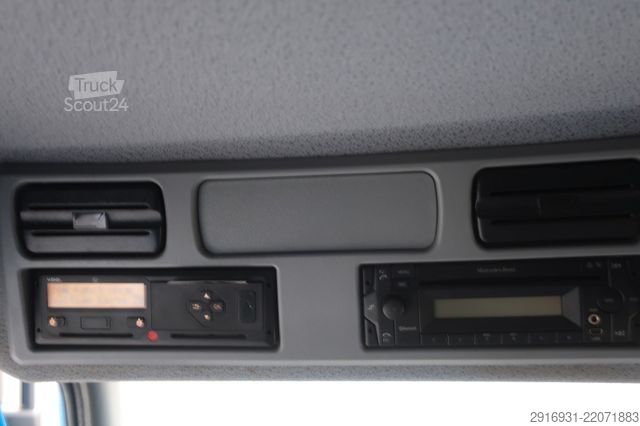 Dobozos teherautó MERCEDES-BENZ Nr. W139 Atego 1268 1.Hand / Luft / Ladeboard /