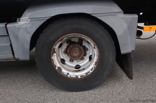 Dobozos teherautó MERCEDES-BENZ Nr. W139 Atego 1268 1.Hand / Luft / Ladeboard /