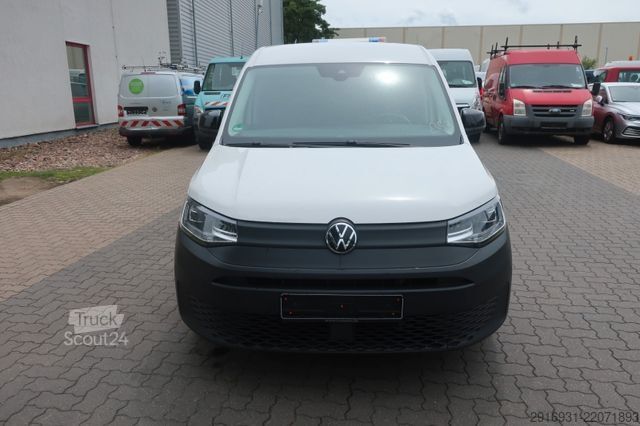 Dobozos furgon VOLKSWAGEN Nr:B53 Caddy Maxi 1.Hand / ACC / Aut. / Kamera