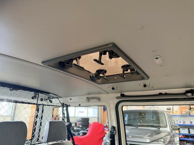Obytný vůz VOLKSWAGEN T4 2.5 TDI Syncro 4x4 7 Sitzer1. Hand