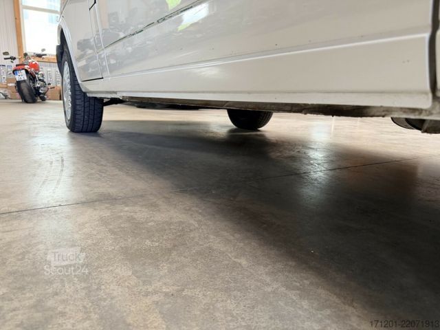 Obytný vůz VOLKSWAGEN T4 2.5 TDI Syncro 4x4 7 Sitzer1. Hand