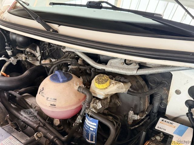 Obytný vůz VOLKSWAGEN T4 2.5 TDI Syncro 4x4 7 Sitzer1. Hand