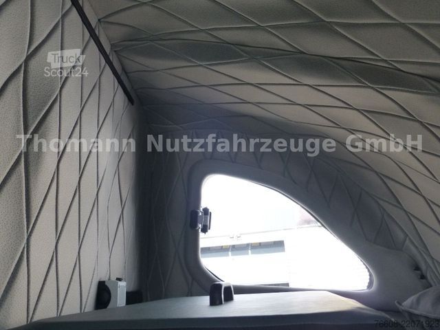 Tentinė furgonė RENAULT NEW Master Pritsche Plane Schlafkabine