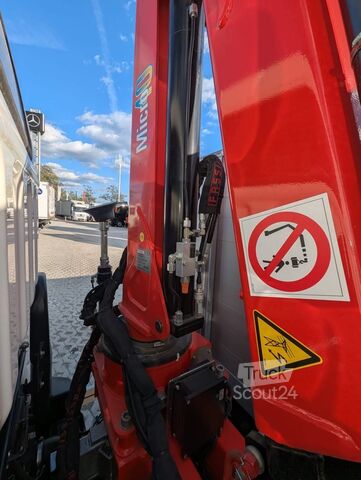 камион с кран и фургон Fuso Canter 9C18 Fassi M40 Pritsche 4,5 m