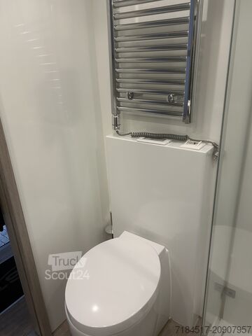 Autorulotă pentru cai Daimler Actros