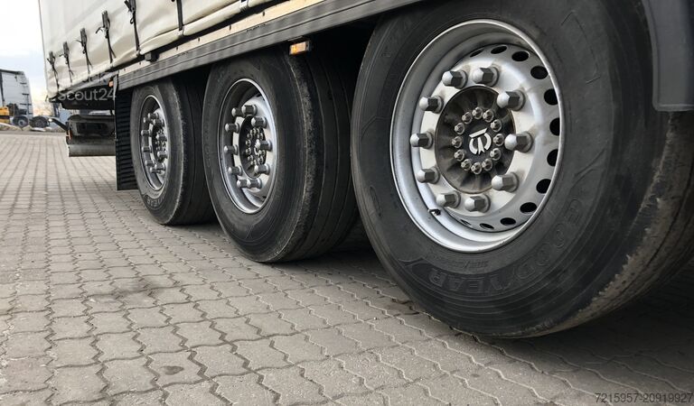 Semirimorchio con telone Krone SDP27 KARDIN