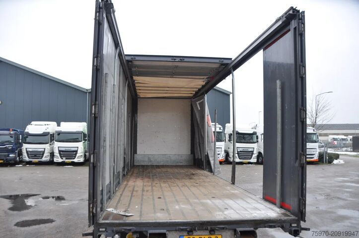 Bâche coulissante Renault T430 6X2 KOOIAAP AANSLUITING 296.601km