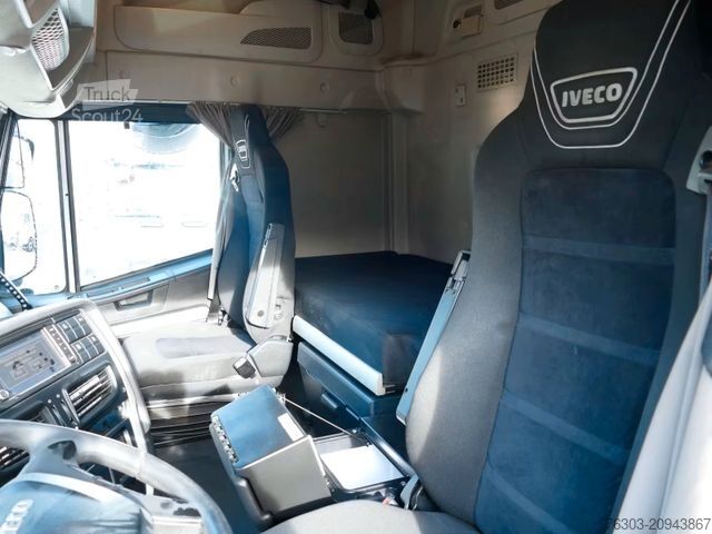 Standardowy ciągnik siodłowy IVECO Stralis 460 NP*LNG* EURO6D*