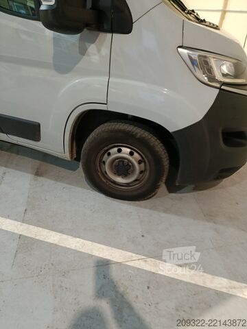Asuntoauto 2023 Fiat Ducato Weinsberg Carabus  | Manuale | L3H2