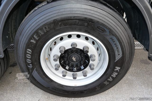 Semi-remorque benne SCHMITZ CARGOBULL SKI 24 SL 9,6/ 55 m³ MULTITÜRE 6300 kg GETREIDE