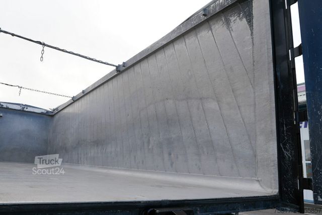 Semi-remorque benne SCHMITZ CARGOBULL SKI 24 SL 9,6/ 55 m³ MULTITÜRE 6300 kg GETREIDE