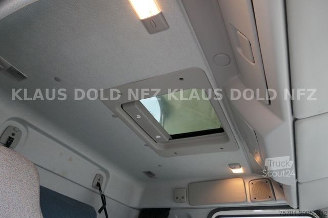 Camion cu platformă și prelată VOLVO FL 280 Pritsche Plane Edscha Bordwände LBW EU6