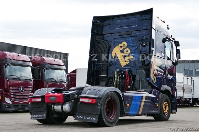 Tractora standard RENAULT T 520 Retarder 2-XL-Tank Standklima Sondermodell