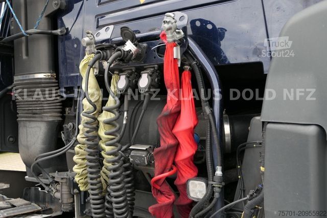 Tractora standard RENAULT T 520 Retarder 2-XL-Tank Standklima Sondermodell