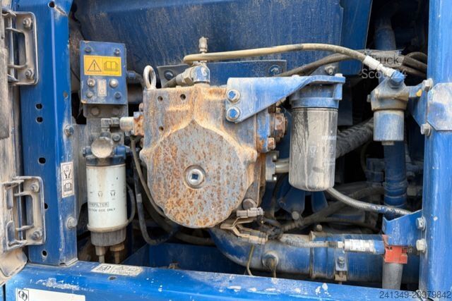 Excavator pe şenile KOMATSU PC210LC-8 Oilquick 2x Schaufeln