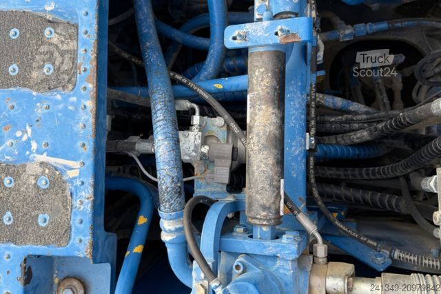 Excavator pe şenile KOMATSU PC210LC-8 Oilquick 2x Schaufeln