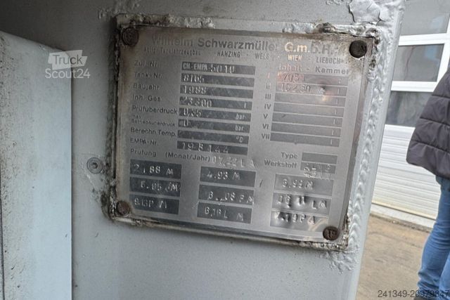 Autocisternă RENAULT Lander 430 8x2 23'300L