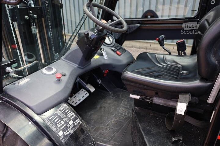 Chariot élévateur tout-terrain Manitou MC30-4 Valid Inspection, *Guarantee, Diesel, 4x4 D