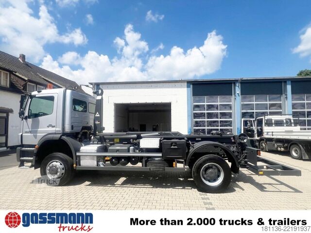 Abrollkipper Mercedes-Benz Axor 1829 A 4x4