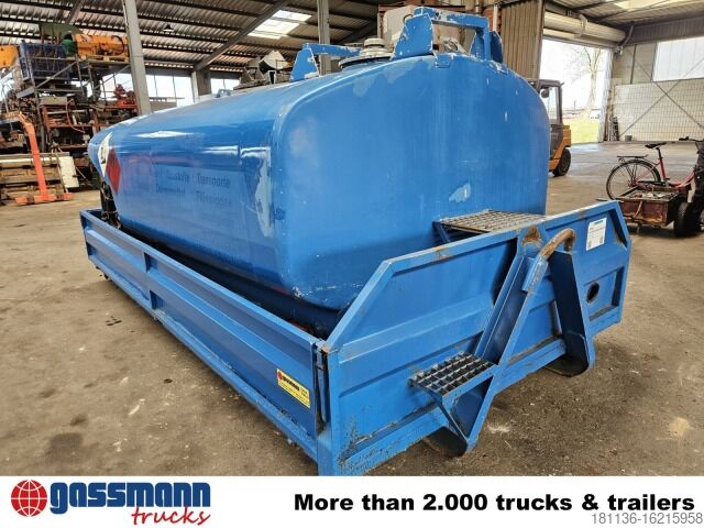 Tanker truck Tank 5500l Heizöl/Diesel