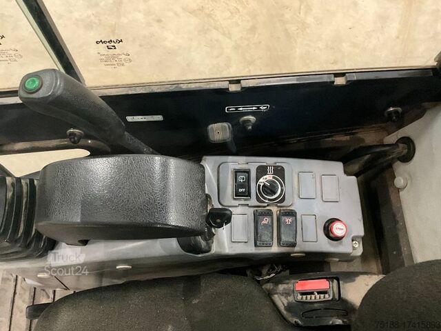 Mini-pelle Kubota KX 019-4