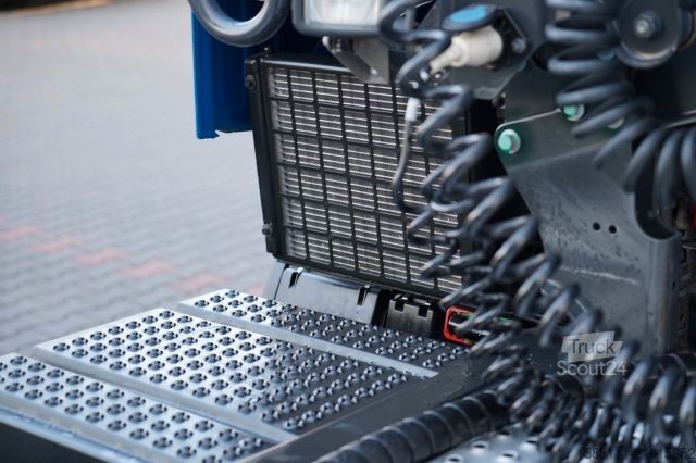 Standard tractor unit SCANIA R 450 / RETARDER / HYDRAULIKA / I-PARK COOL / AL