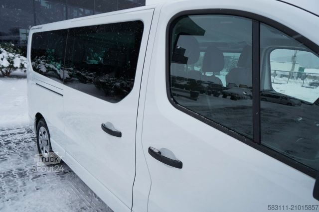 Minibus RENAULT TRAFIC III / BUS / 9 MIEJSC  / PIERWSZY W?A?CICI