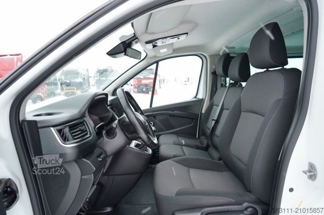 Minibus RENAULT TRAFIC III / BUS / 9 MIEJSC  / PIERWSZY W?A?CICI