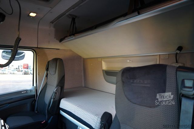 Standaard trekker DAF XF 460 / SPACE CAB / EURO 6 