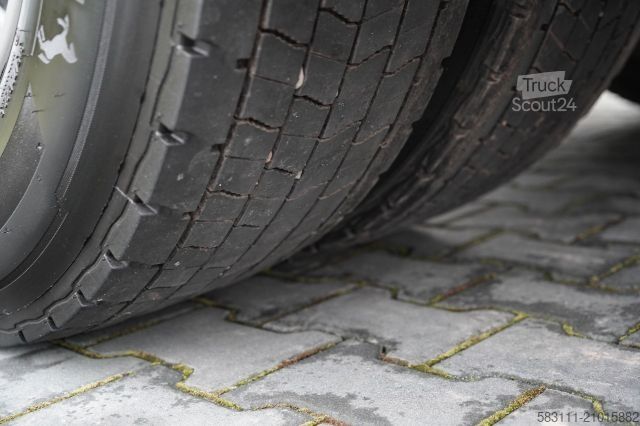 Standaard trekker IVECO S-WAY / 460 / RETARDER / LNG 