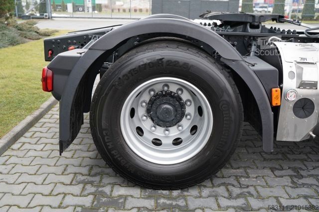 Standaard trekker IVECO S-WAY / 460 / RETARDER / LNG 