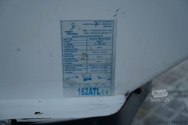 Plate-forme élévatrice sur camion NISSAN CABSTAR / ZWY?KA 16,3 METRÓW / BLI?NIAK / UD?WIG