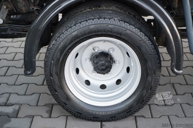 Plate-forme élévatrice sur camion NISSAN CABSTAR / ZWY?KA 16,3 METRÓW / BLI?NIAK / UD?WIG