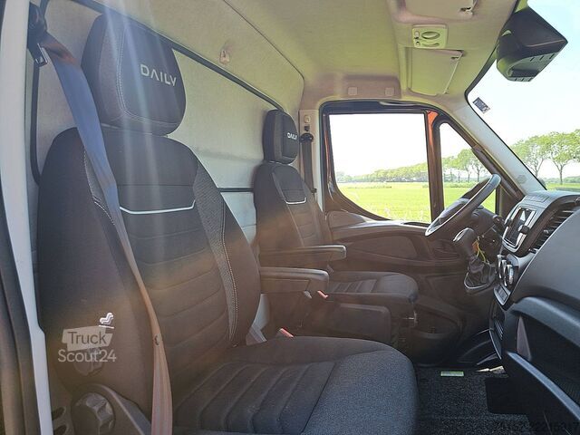  IVECO DAILY 40C18 3.0ltr ac aut EURO6