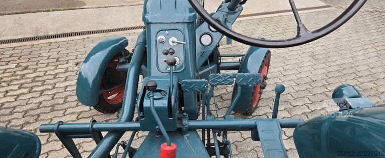 трактор Hanomag R12 Doppelsitzbank
