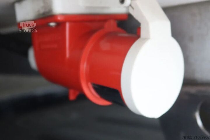 Gekoeld/bevroren transport MAN TGM 18.290 Full AIR Thermoking T 1200R Koel/Vri...