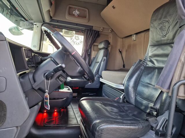 Transport réfrigéré/congélé Scania R620-V8 Highline 6x4 - Bussbygg box with heater...