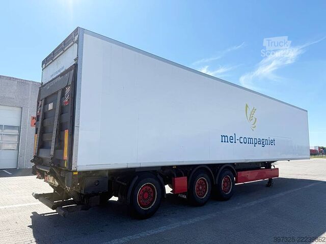 Jäähdytetyt/pakastetut kuljetukset Krone Refrigerated trailer / Kühlauflieger