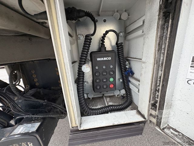 Remorque à caisse WM MEYER Zako 18*Tandem*ISO-Koffer*LBW 2 t*BPW-Achsen*