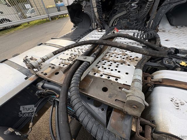 Standaard trekker SCANIA R490*E6c*Retarder*Zweikreishydraulik*Navi*Klima*