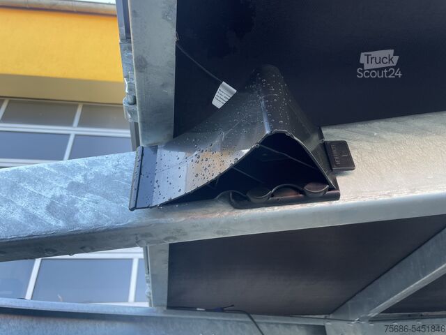 Nyitott platós Saris Hochlader Mehrzweckanh. PL 306 170 2700